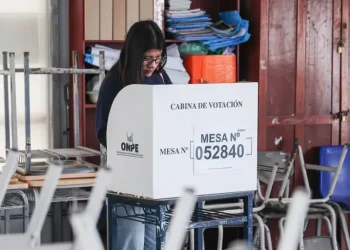 Cancillería de Perú confirma que repliegue de voto extranjero se desarrolló sin incidentes