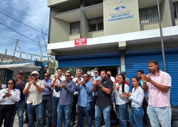 Agrimensores protestan en Cotuí y exigen nombramiento de juez titular en Tribunal de Tierras