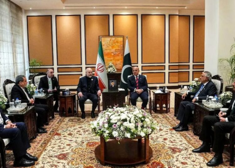 Alto funcionario de Trump revela detalles del acuerdo de paz entre Estados Unidos e Irán