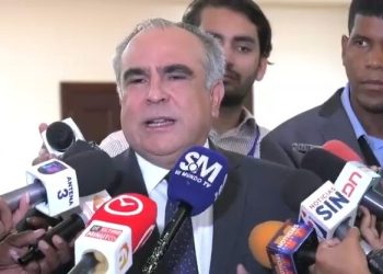 Celso Marranzini: Debate sobre cesantía es una “bola de humo” que distrae otros temas del Código Laboral