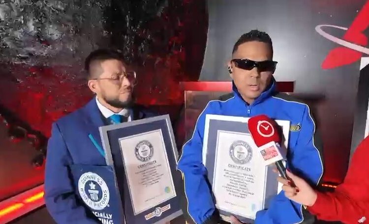 Santiago Matías celebra tercer Récord Guinness y anuncia nuevos proyectos