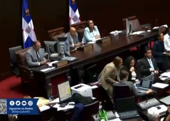 “Seamos honestos”: diputado Saulo critica rapidez en debate del Plan Anticrisis