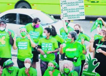 Madre de “Esperancita” y organizaciones piden al TC reconocer las tres causales del aborto