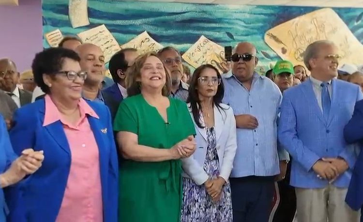 Ana Jacqueline Ureña promete modernizar la Facultad de Humanidades de la UASD