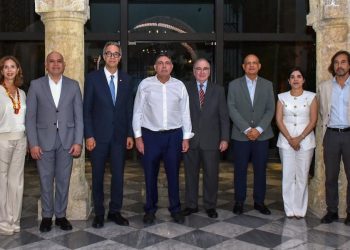 Ministros de Educación y Cultura centroamericanos visitan el Centro Cultural Taíno Casa del Cordón