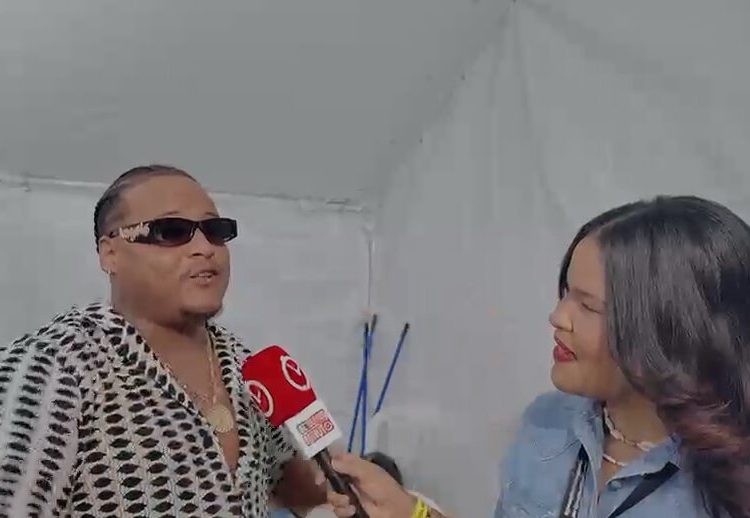 “Me siento muy feliz de ser hainero”; Julio Código agradece el apoyo de Haina previo al concierto “Reconocidos en tu barrio”