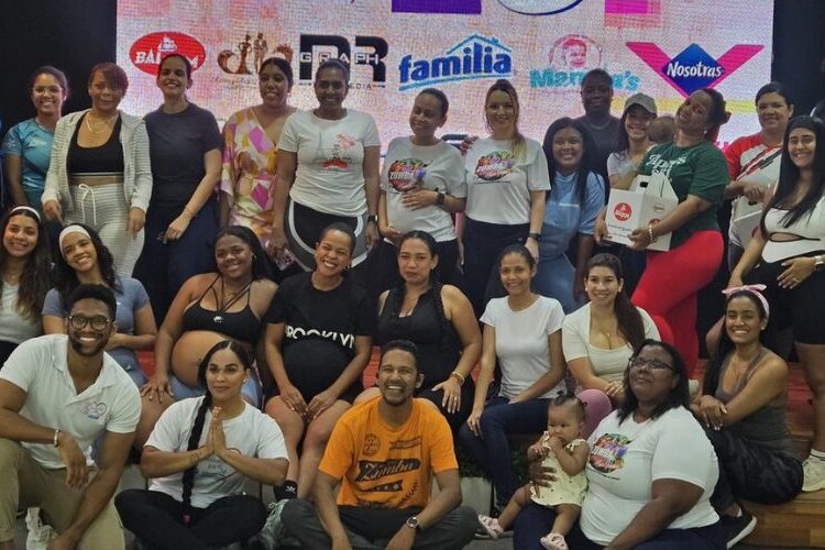 Realizan segunda edición de “Zumba Panza Fit Postparto”