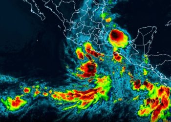Depresión provoca lluvias torrenciales en sur de México y puede tocar tierra como tormenta