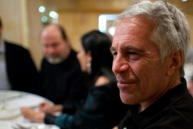 Jeffrey Epstein pagó para obtener «trato especial» en cárcel en Florida, según asistente