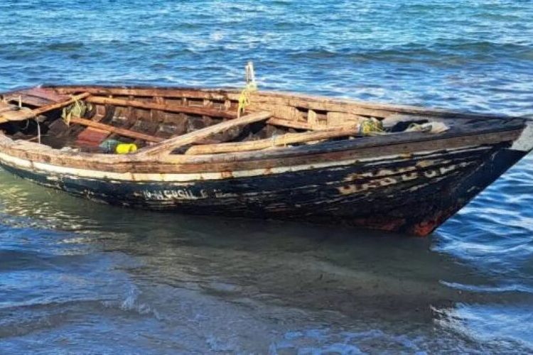 Detienen a 17 migrantes haitianos que llegaron en una embarcación a Jamaica