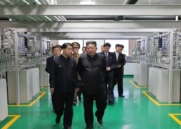 Kim Jong-un aboga por una expansión «exponencial»del arsenal atómico de Corea del Norte