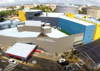 Mujer muere y otra resulta herida en tiroteo frente a emergencia del Hospital Darío Contreras