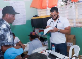 Conape beneficia adultos mayores con jornadas de inclusión social en Sánchez Ramírez