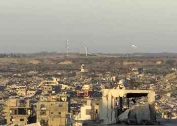 Cerca de las tropas en Gaza y ajenos al circuito humanitario: «La zona está abandonada»