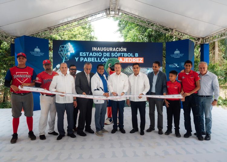MIVHED entrega remodelados el Pabellón de Ajedrez y el Estadio de Sóftbol B rumbo a Santo Domingo 2026