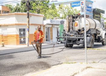 Alcaldía de La Romana y MOPC avanza con plan de Asfaltado