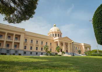 Abinader promulga la Ley 30-26 que oficializa el Proyecto Anticrisis