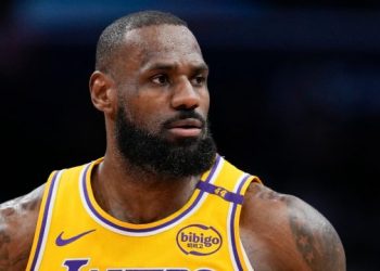 LeBron James dejará a los Lakers y jugará en otro equipo en la temporada 2026-27