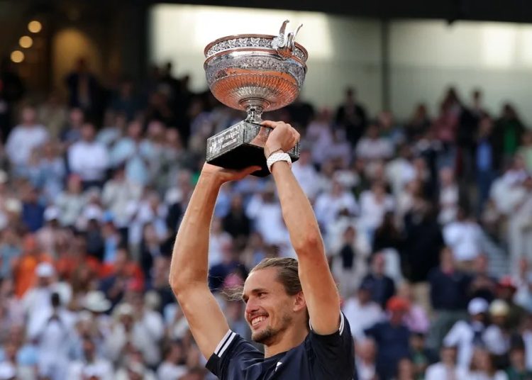 Zverev conquista Roland Garros y levanta su primer título de Grand Slam