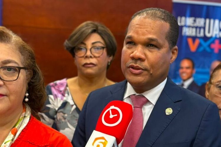 Candidata a decana de Humanidades respalda proyecto rectoral de Radhamés Silverio