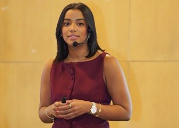 Dominicanos en EEUU reciben orientación para ofertar al Estado dominicano