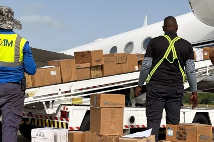 Primera ayuda humanitaria parte hacia Venezuela tras llamado de Santiago Matías