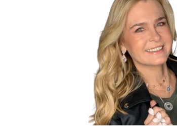 Rosalinda Serfaty alza la voz por los afectados de La Guaira tras los terremotos