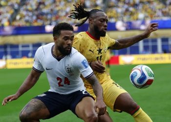 Inglaterra tropieza ante Ghana y aplaza su clasificación a dieciseisavos