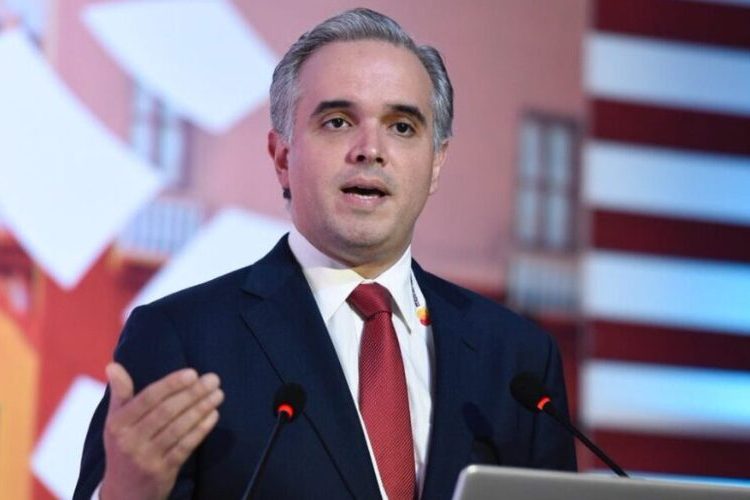 De Camps llama a fortalecer el talento y la innovación para impulsar el desarrollo regional