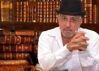 Giovanny Cruz cuestiona realización de honras fúnebres de artistas en el Teatro Nacional