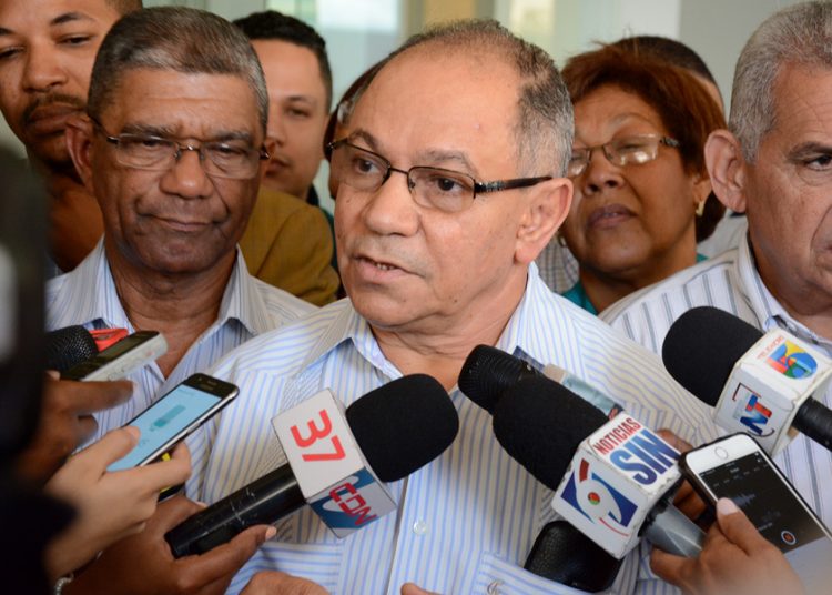 Sindicalistas condicionan nuevo diálogo sobre reforma laboral a que no se toque la cesantía