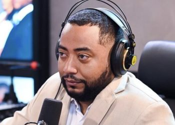 Ariel Santana estrenará “Mal de la cabeza”, monólogo cargado de humor en Velvet Room
