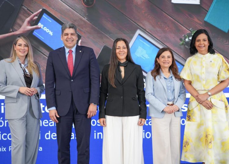 Asociación Cibao presenta programa de préstamos para empleados