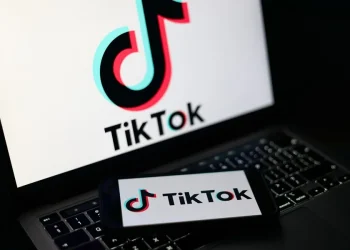 Golpe a las redes sociales: TikTok y YouTube cierran 4,7 millones de cuentas en Indonesia