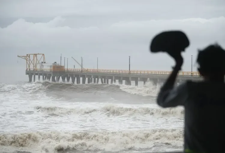 Tormenta tropical Cristina deja decenas de viviendas dañadas y miles de afectados en El Salvador