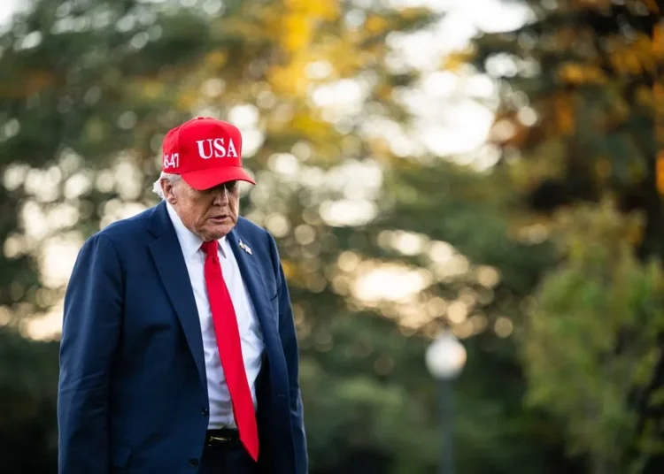 Trump desiste del fondo para compensar a sus aliados investigados en la era de Biden