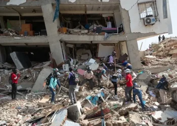 Venezuela comienza a recibir ayuda internacional mientras las muertes por los terremotos se acercan al millar