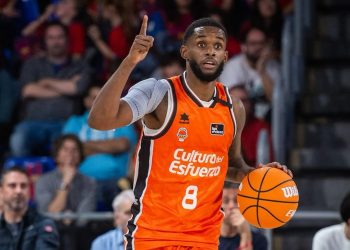 Jean Montero acerca al Valencia Basket al título de la Liga Endesa