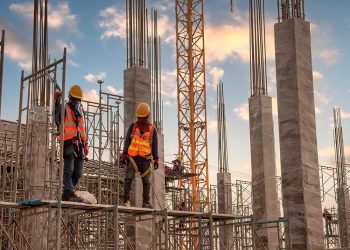 Expresidente del CODIA expresa preocupación por reducción de inversión en el sector construcción