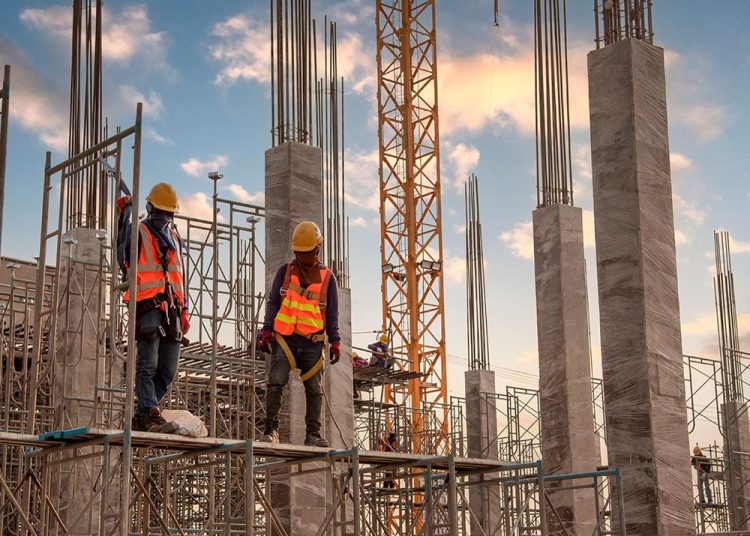 Expresidente del CODIA expresa preocupación por reducción de inversión en el sector construcción