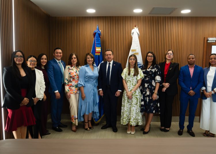 MIVHED y sector financiero facilitarán el acceso a vivienda a familias sin historial crediticio