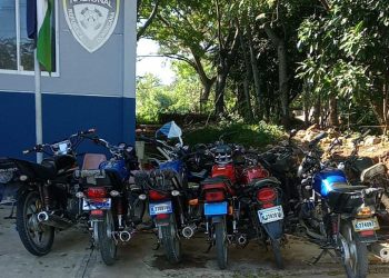 PN ocupa armas ilegales, recupera motocicletas robadas y ejecuta órdenes de arresto en SDN
