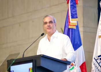 Presidente Abinader impulsa el saneamiento urbano y destaca inversiones para transformar el sector agua