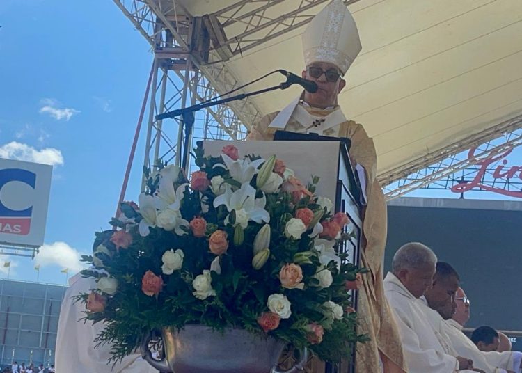Arzobispo de Santiago califica de “patológica” la violencia que azota al país y alerta sobre crisis de salud mental