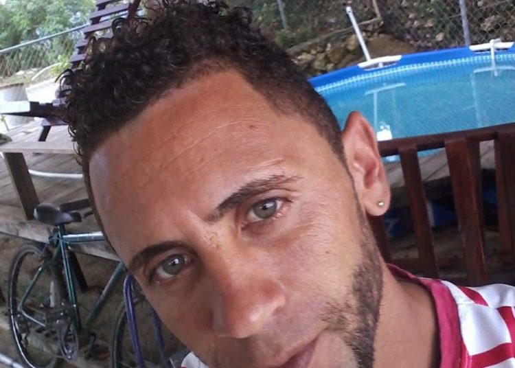 Familia denuncia desaparición de hombre tras ser arrestado por la Policía en Tamboril, Santiago
