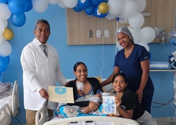 Hospital Maternidad Evangelina Rodríguez logra exitoso manejo de embarazo de alto riesgo en paciente con enfermedad renal crónica