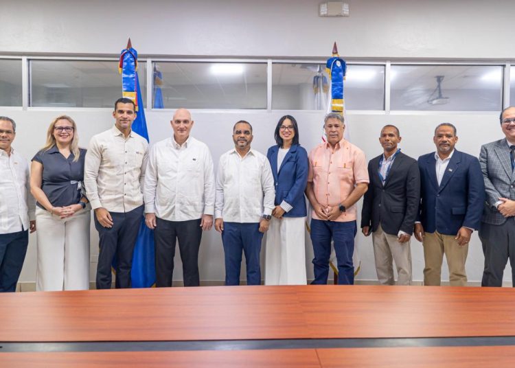 ITLA y BCIE invertirán RD$ 40 millones en becas para carreras STEM