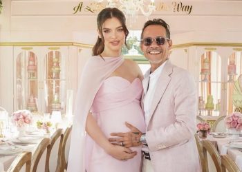 Celebridades acompañan a Marc Anthony y Nadia Ferreira en baby shower de su princesa