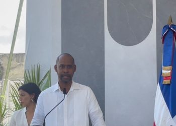 Tury Reyes asegura nueva vía impulsará el desarrollo y la conectividad de Caleta