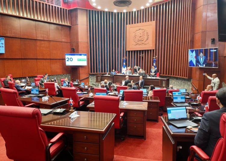 Senado envía a comisión bicameral proyecto anticrisis y de simplificación tributaria